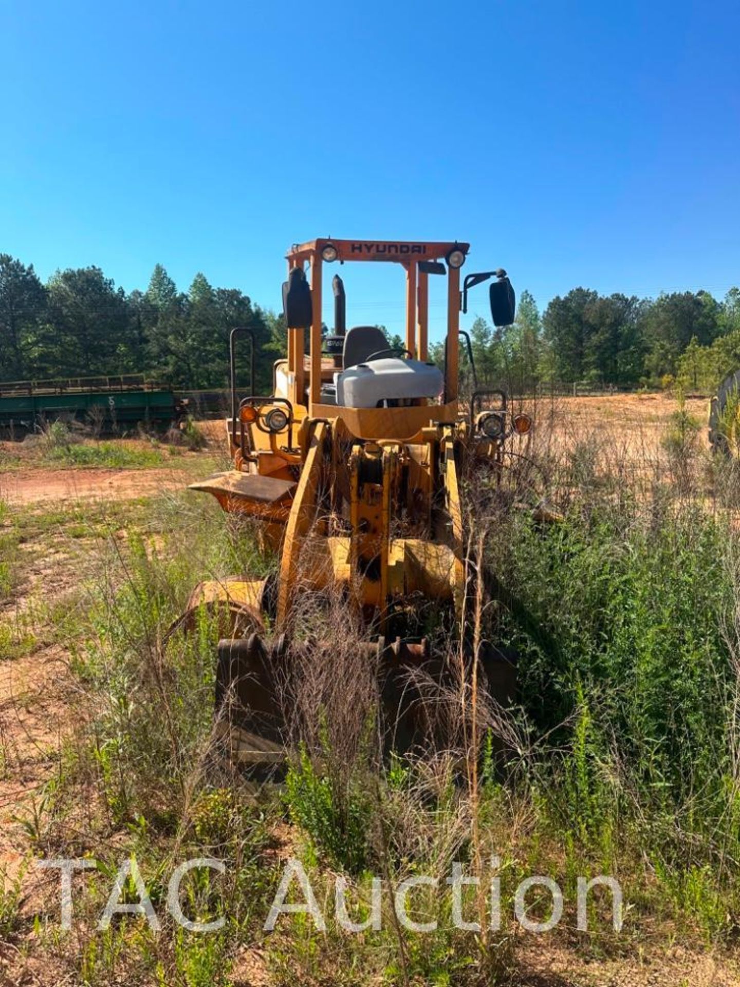 HYUNDAI HL750 Wheel Loader - Image 2 of 18