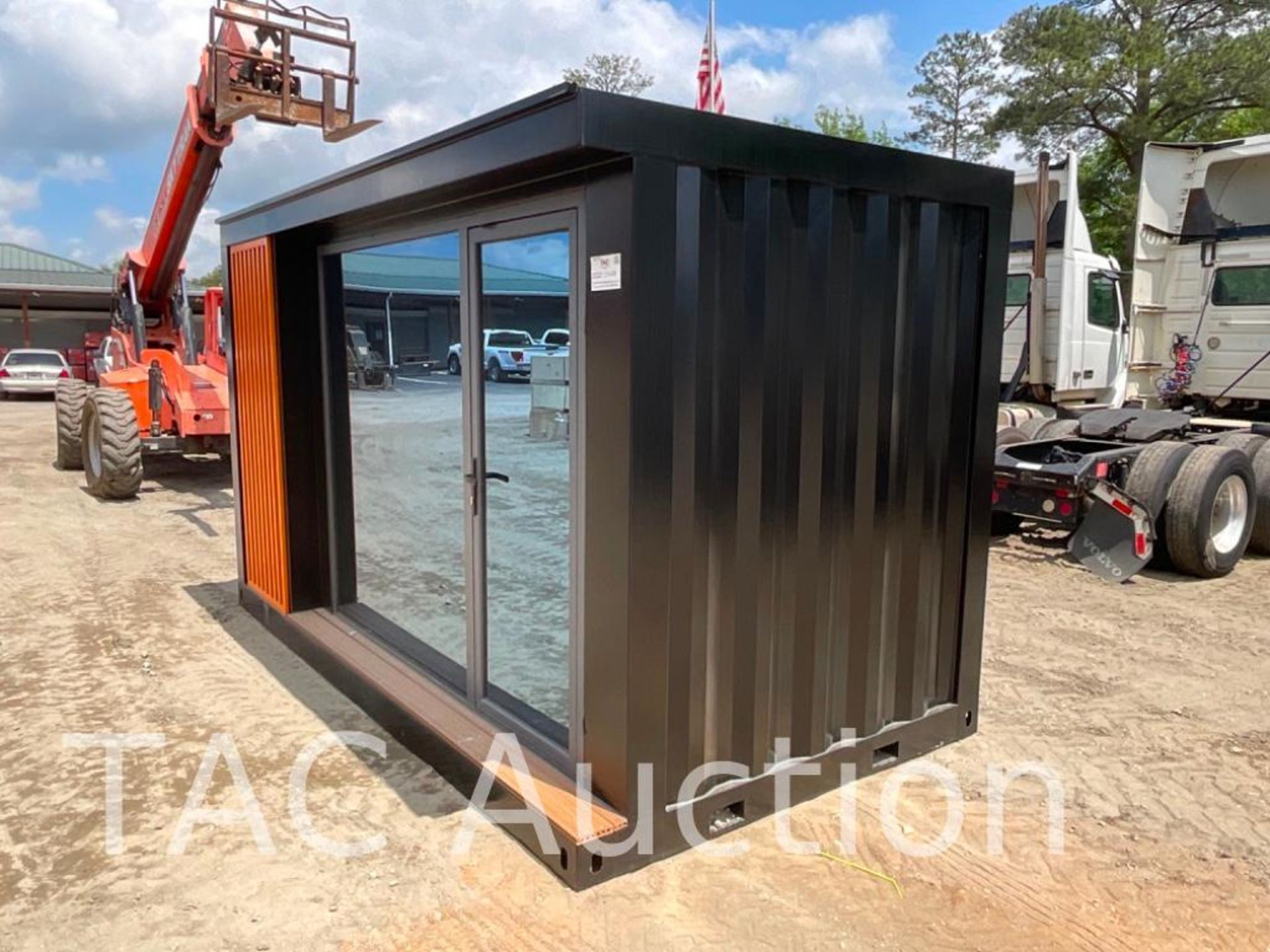 New 13´ Custom Built Steel Container Office