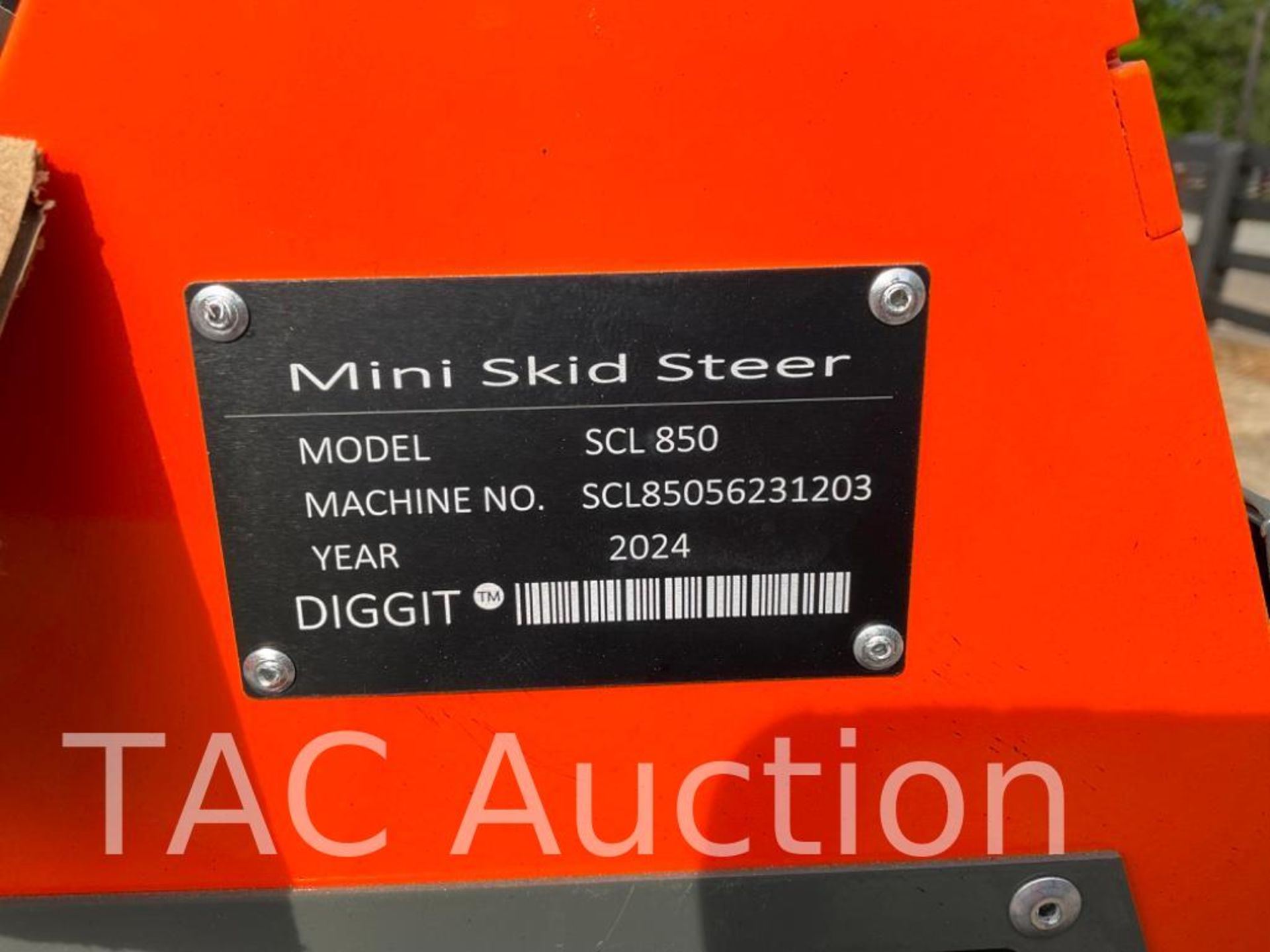 New SCL850 Mini Skid Steer Loader - Image 13 of 14