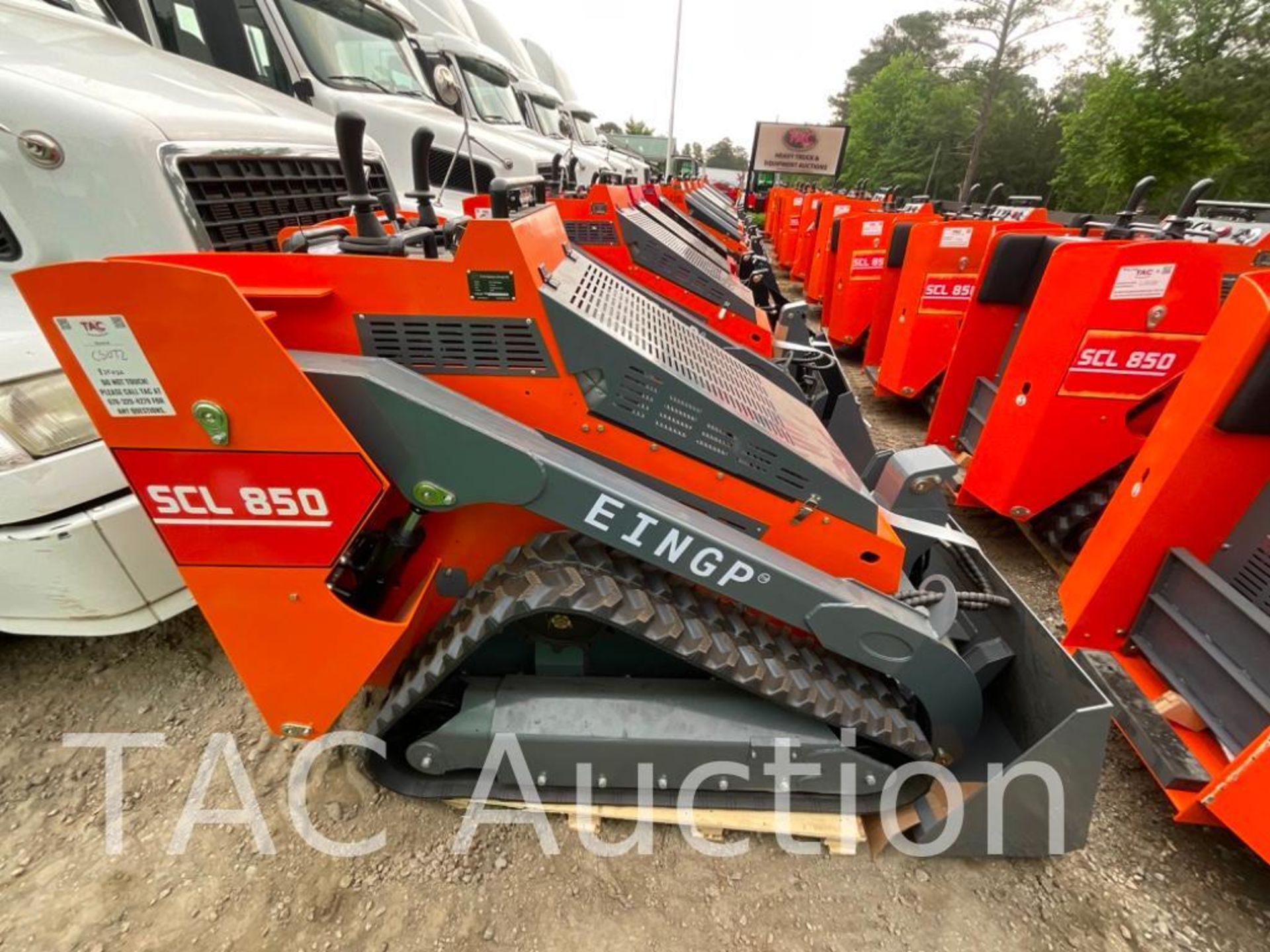 New SCL850 Mini Skid Steer Loader - Image 8 of 14