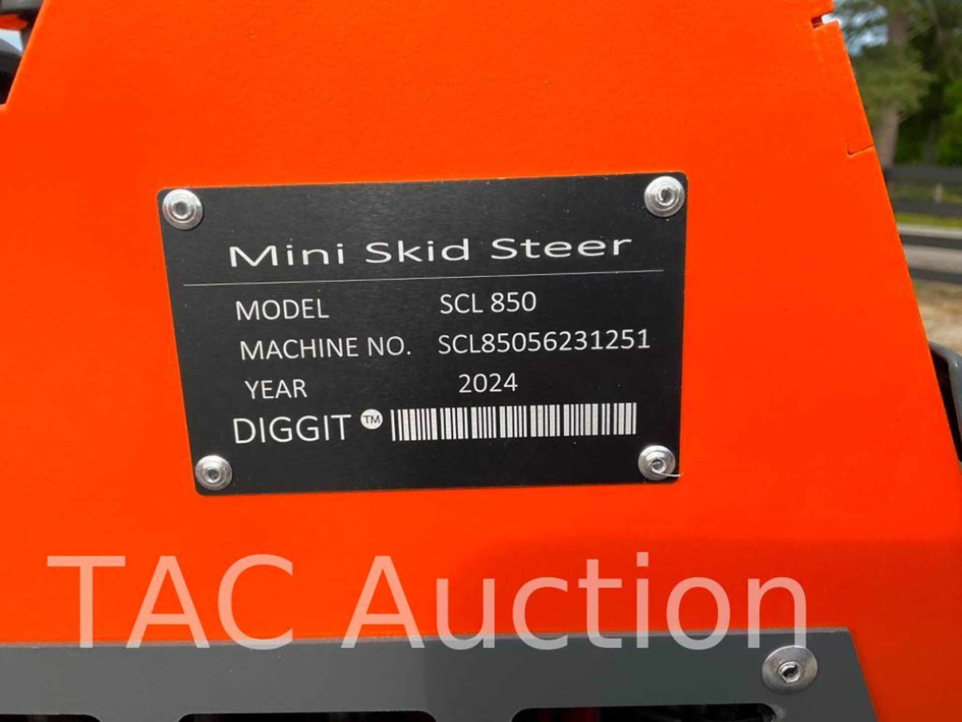 New SCL850 Mini Skid Steer Loader - Image 13 of 14