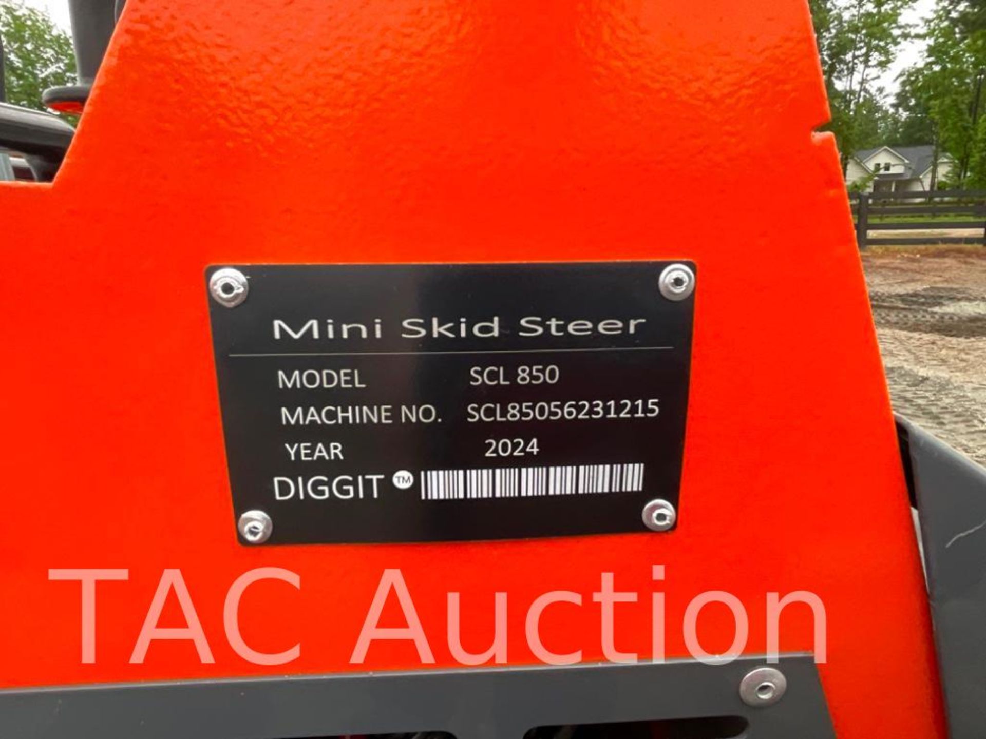 New SCL850 Mini Skid Steer Loader - Image 13 of 14