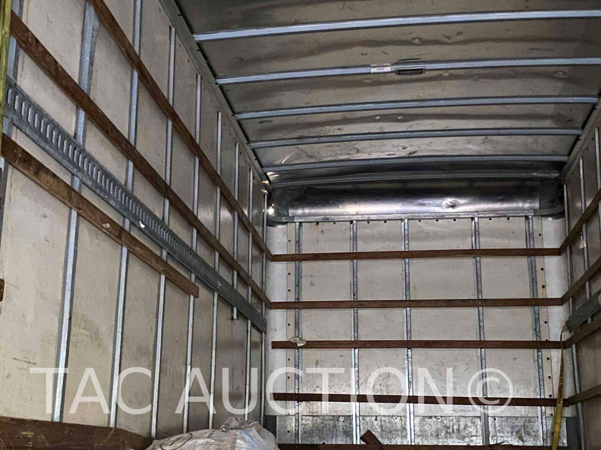 2015 International Durastar 4300 26ft Box Truck - Image 24 of 65