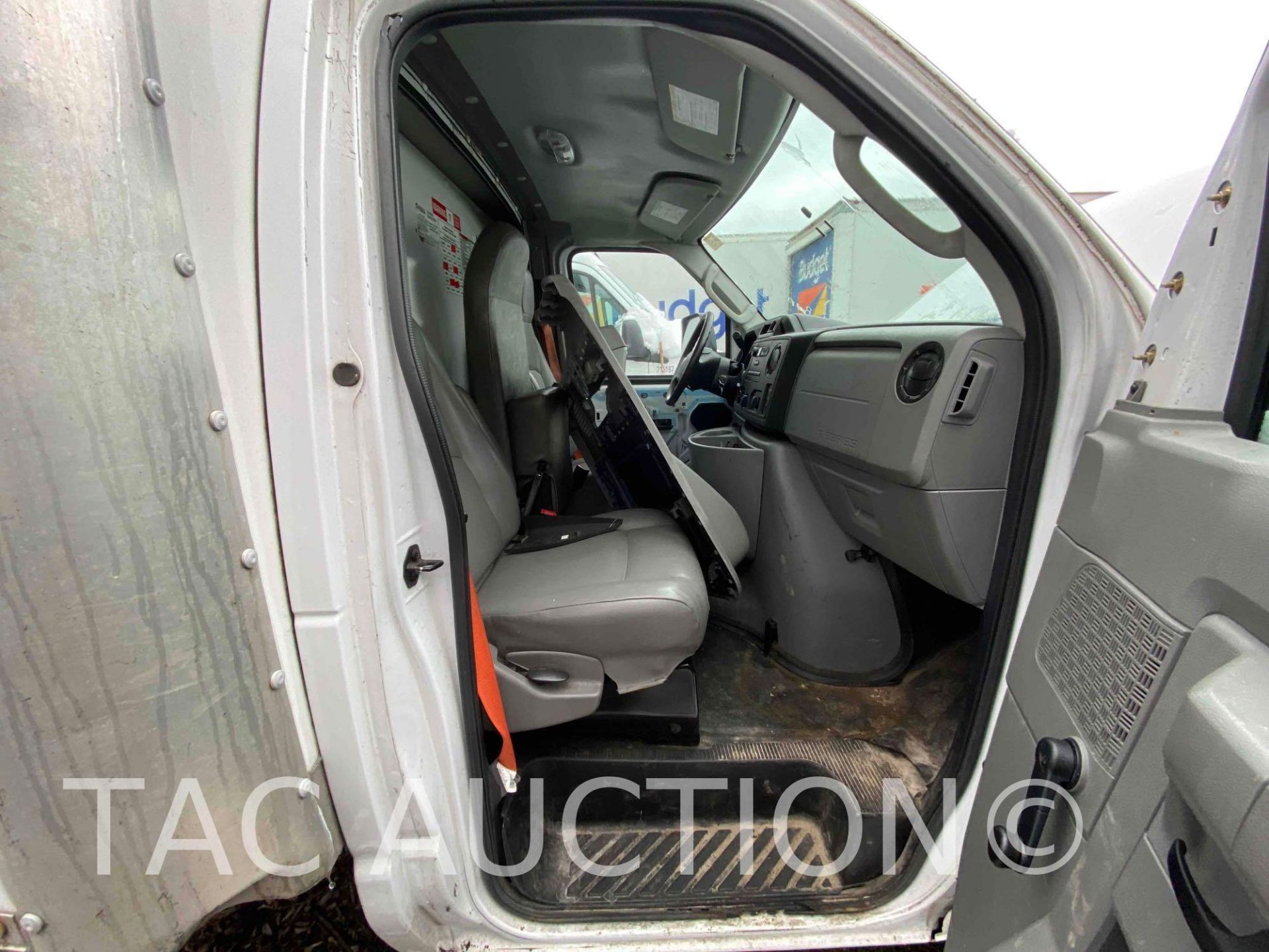 2016 Ford E-350 Box Truck - Image 30 of 48