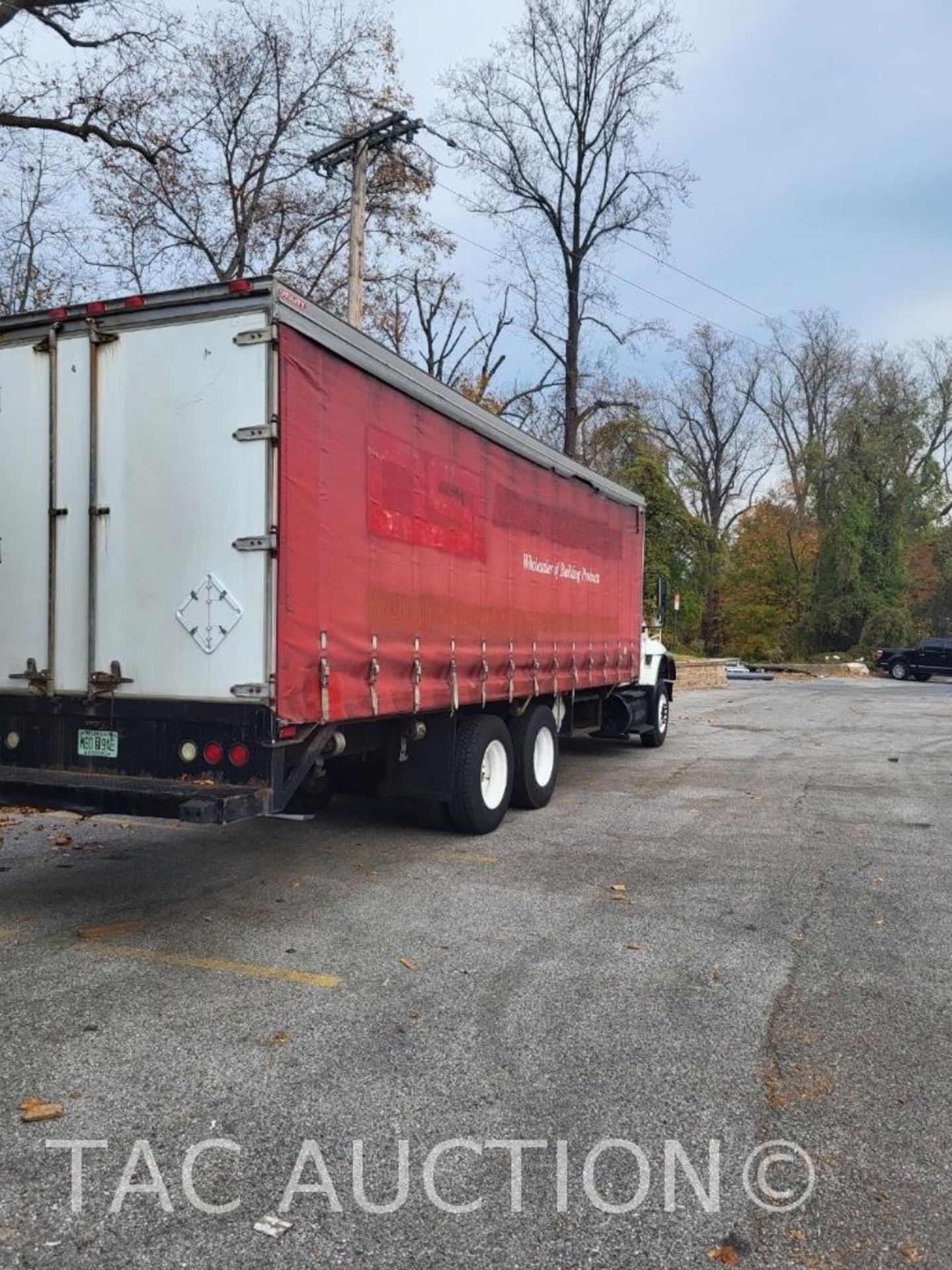 2007 International 7600 Curtain Side 26ft Box Truck - Image 4 of 43