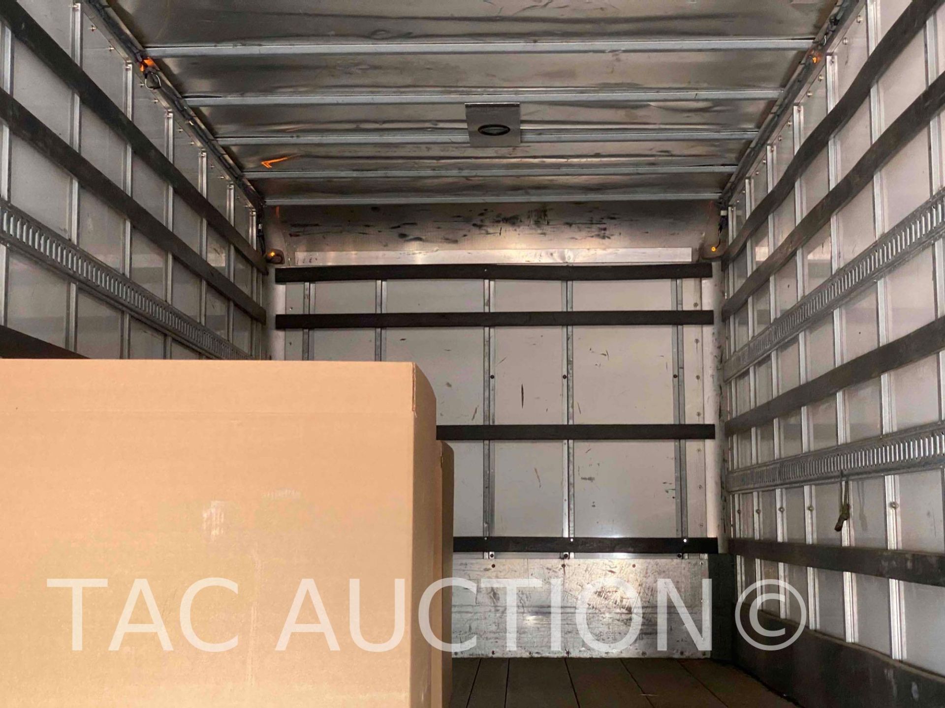 2017 Freightliner M2106 26ft Box Truck - Bild 35 aus 65