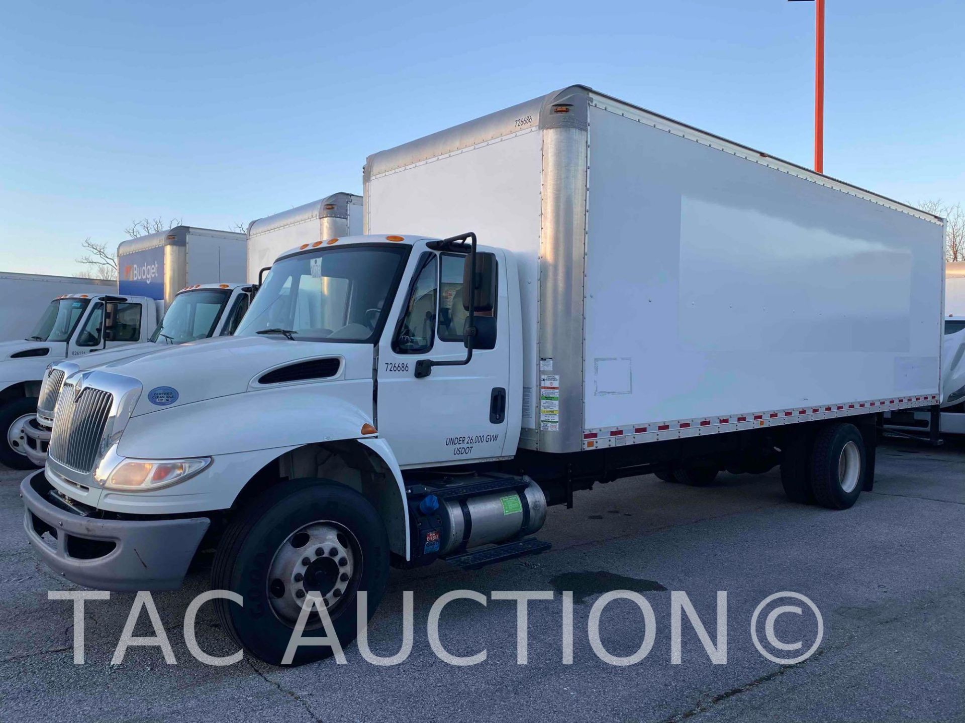 2017 International Durastar 4300 26ft Box Truck