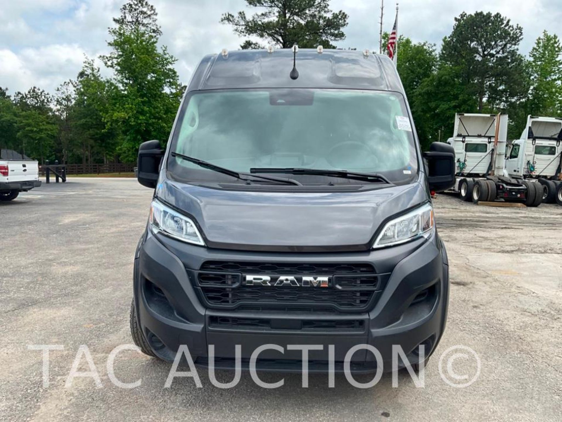 2023 Ram ProMaster 2500 Cargo Van - Image 8 of 47