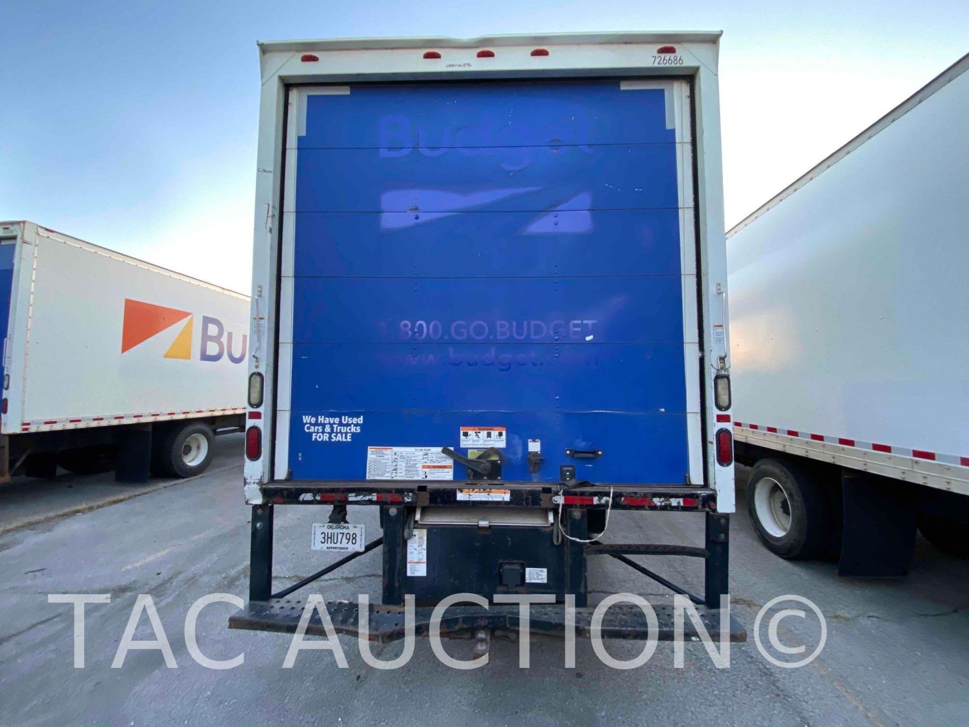2017 International Durastar 4300 26ft Box Truck - Image 5 of 58