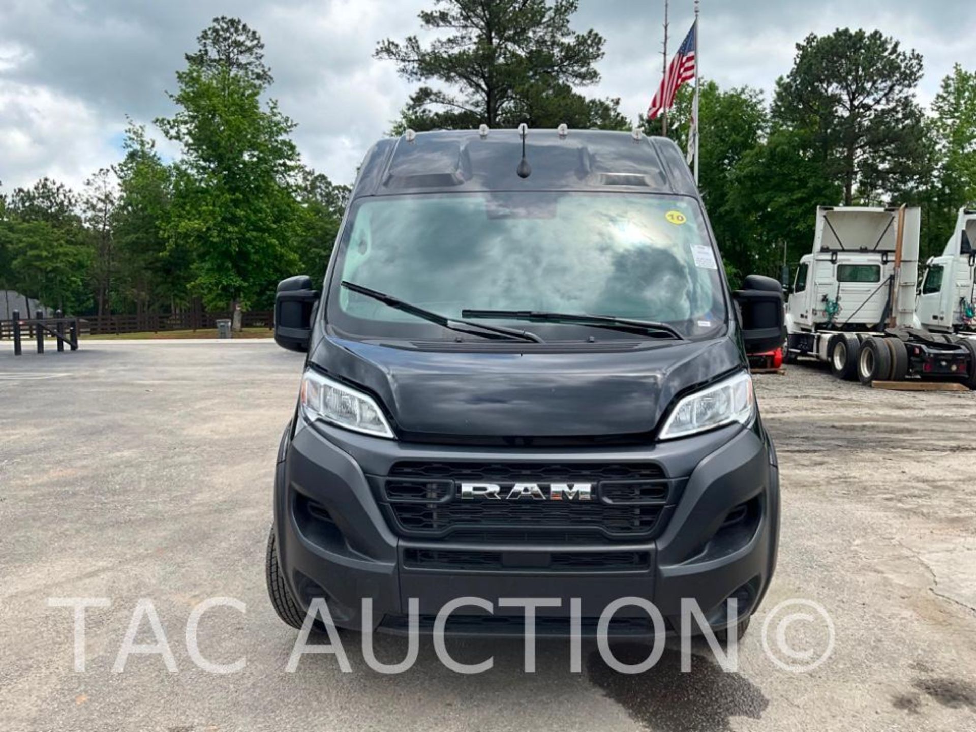 2023 Ram ProMaster 2500 Cargo Van - Image 9 of 47