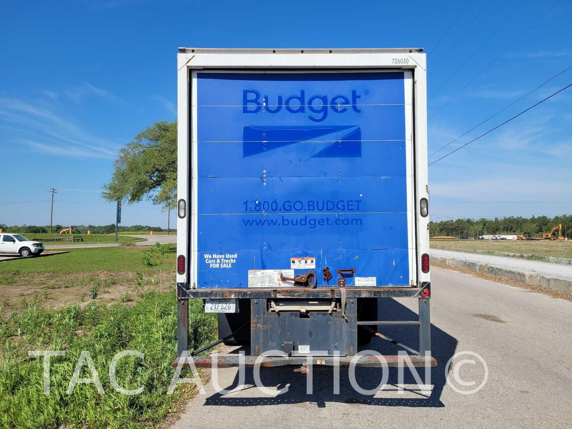 2017 Freightliner M2 26ft Box Truck - Image 5 of 71