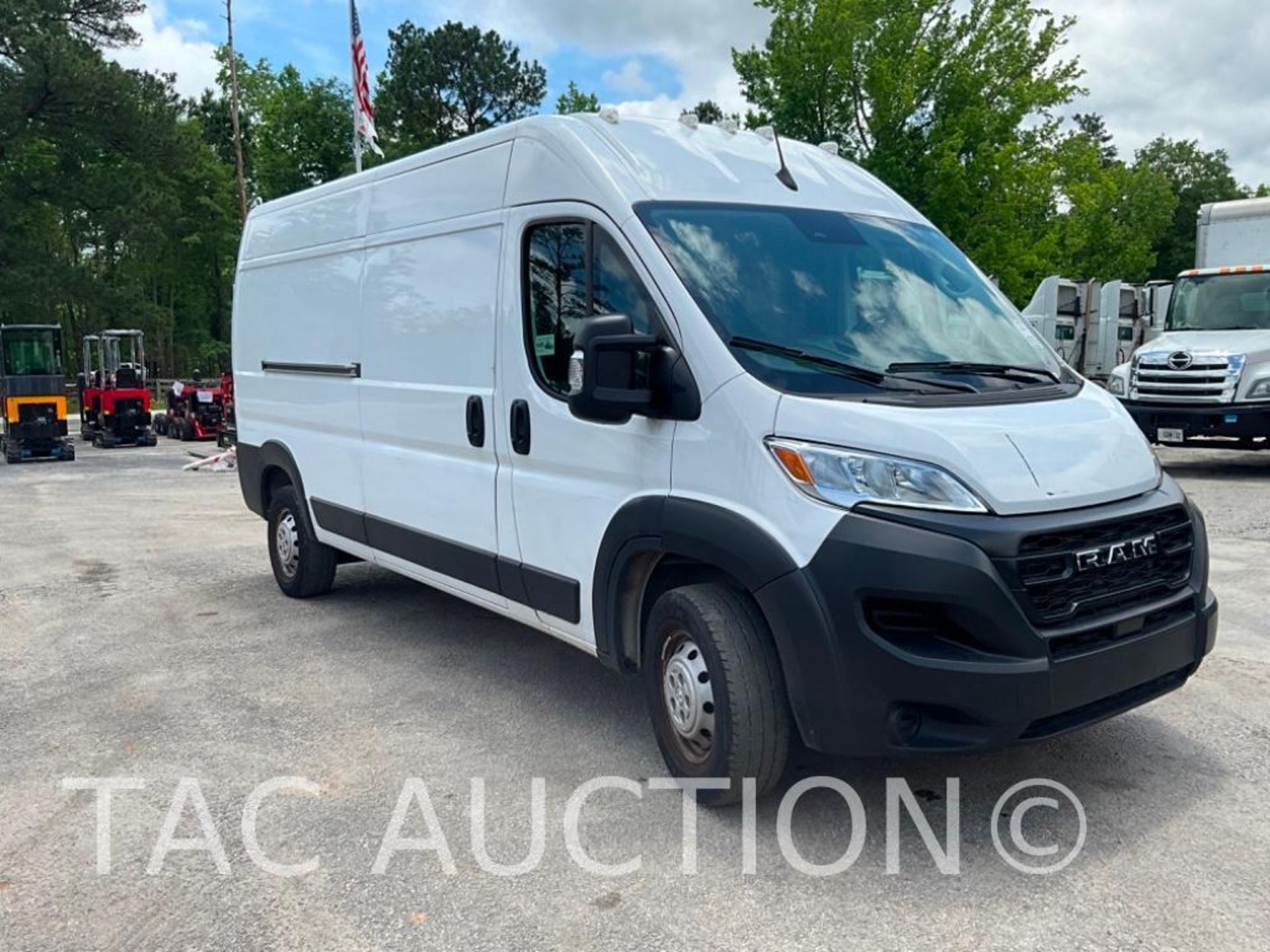 2023 Ram ProMaster 2500 Cargo Van - Image 7 of 45