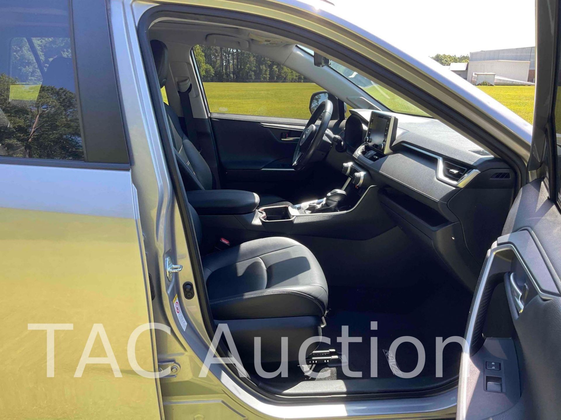 2019 Toyota RAV4 Limited SUV - Image 12 of 46