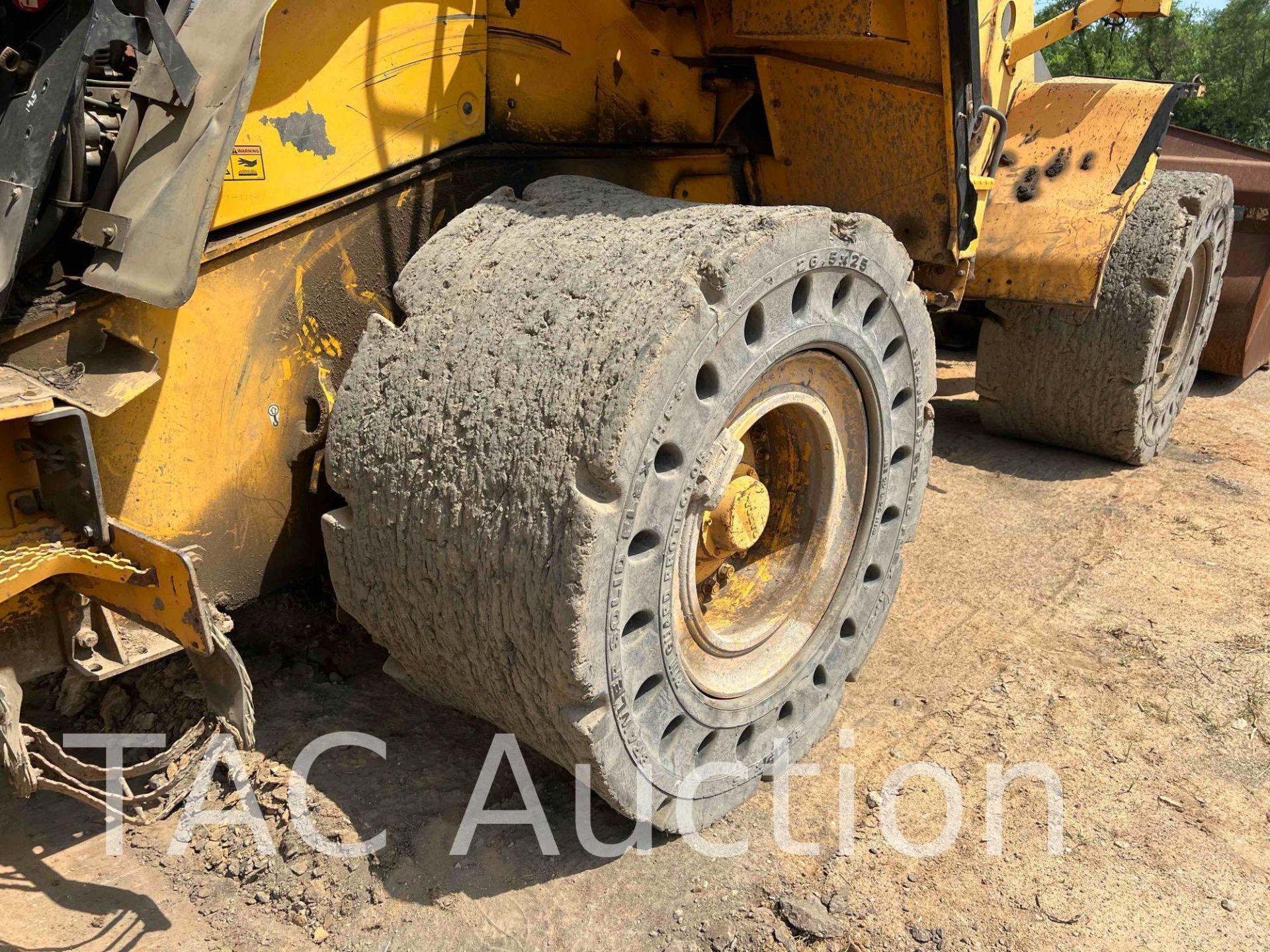 2012 Volvo L180G Wheel Loader - Image 39 of 45