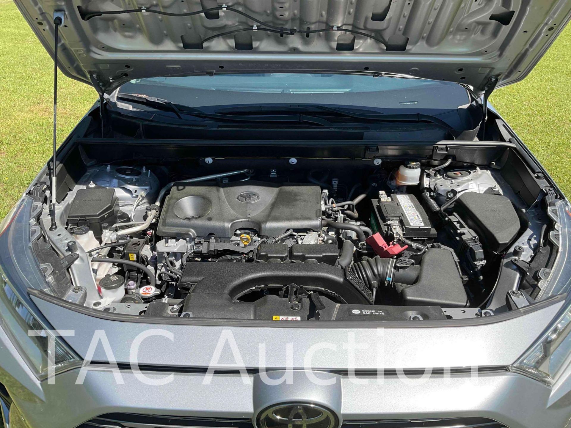 2019 Toyota RAV4 Limited SUV - Image 33 of 46
