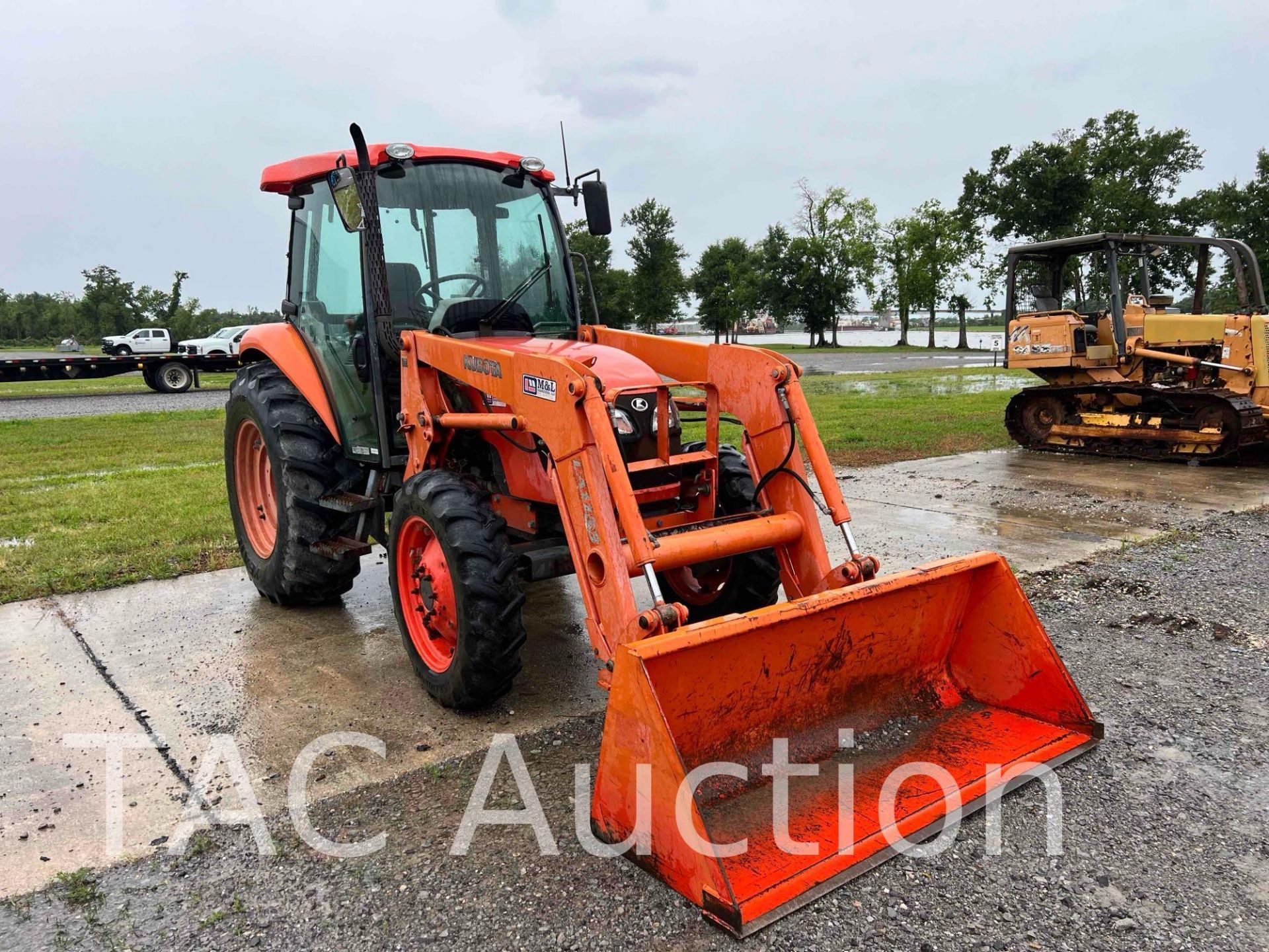 Kubota M7040D Tractor W/ Front End Loader - Image 7 of 42