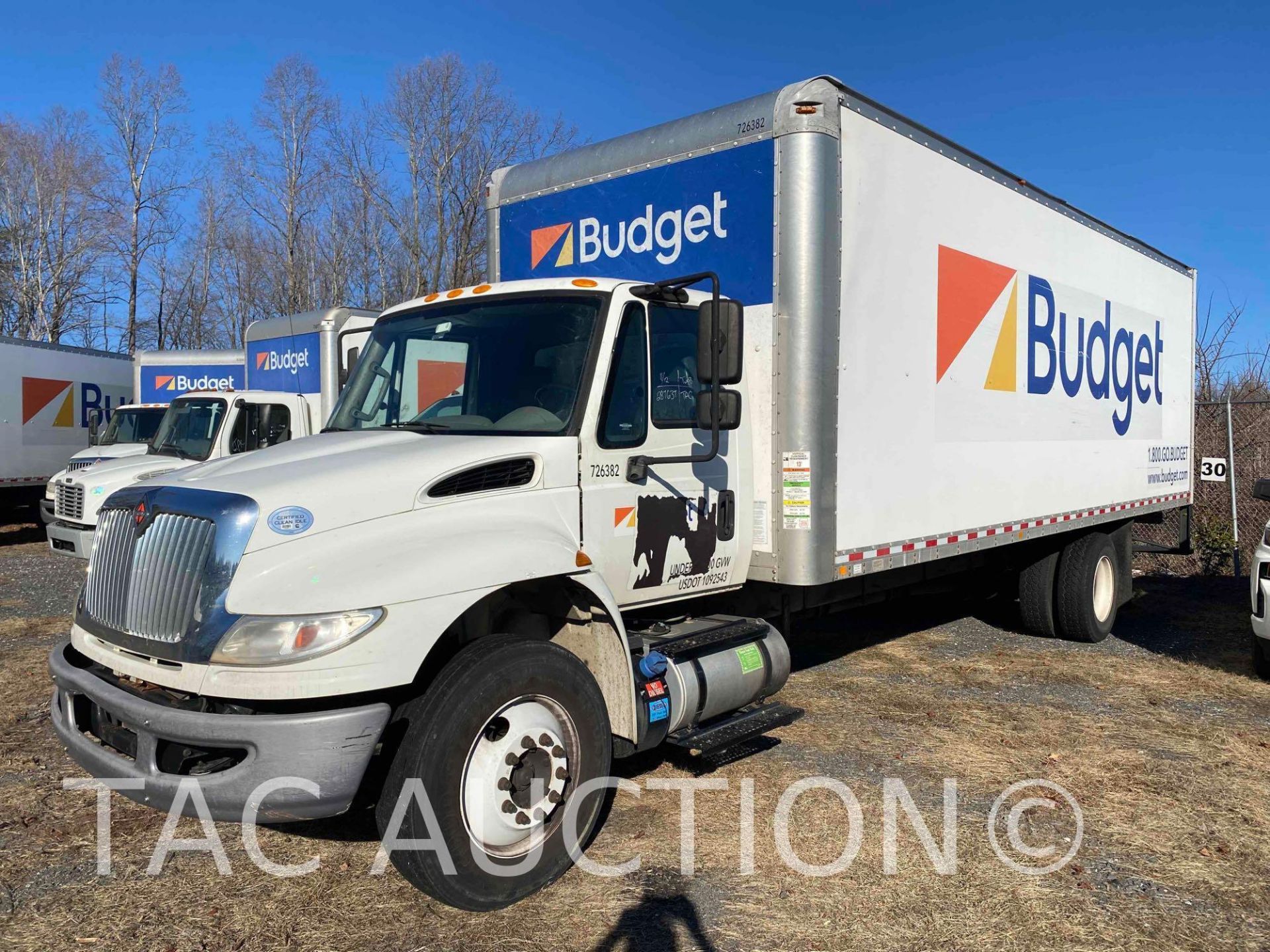 2017 International Durastar 4300 26ft Box Truck