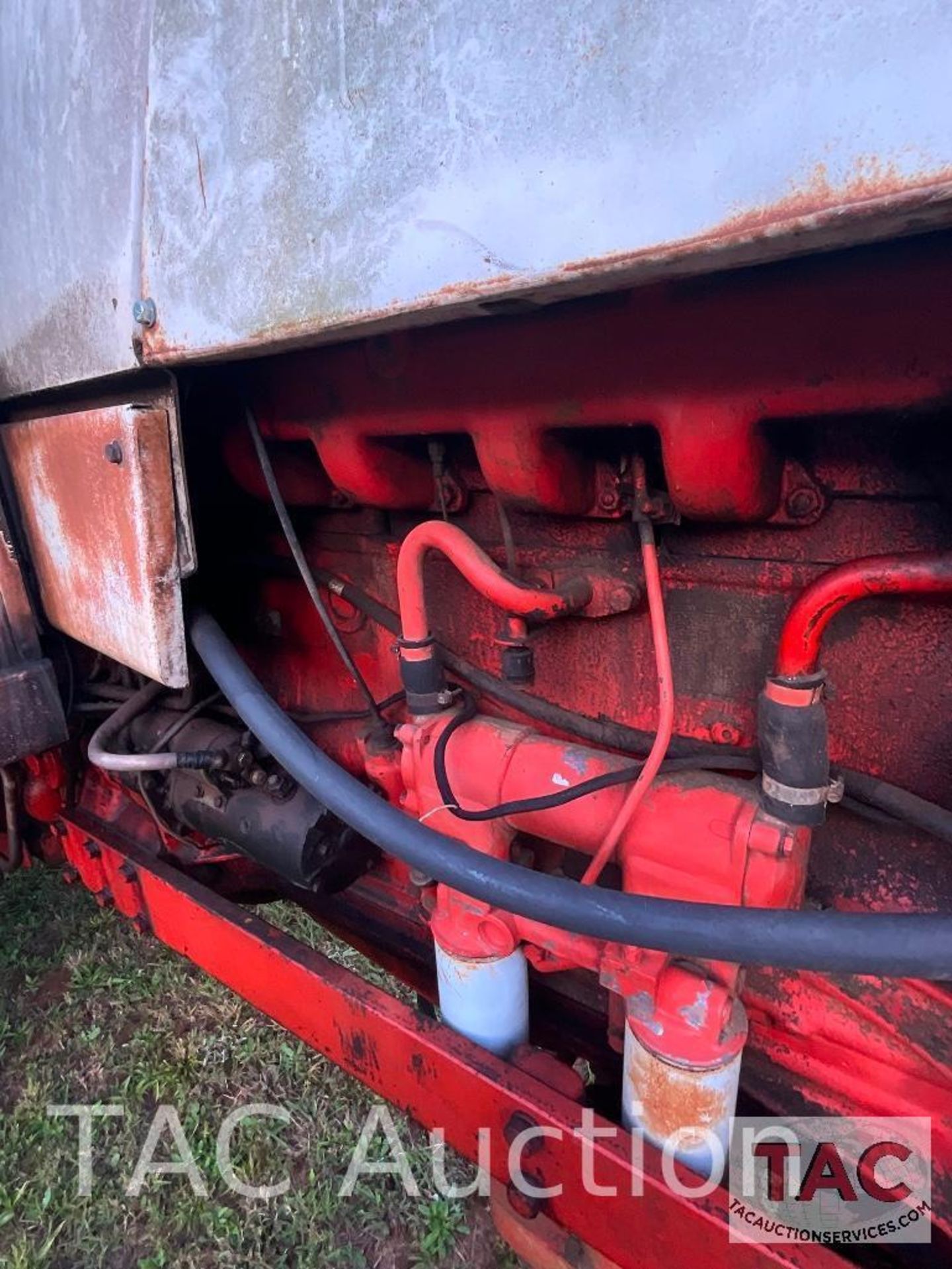 1977 Case 1370 Tractor - Image 59 of 111