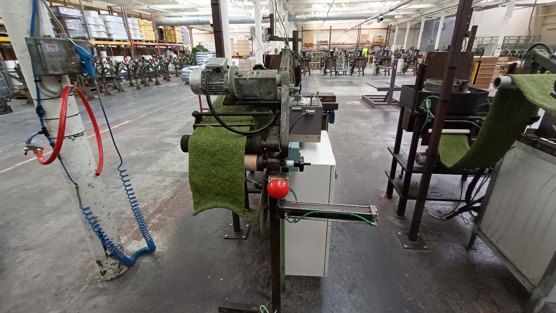 12” circular knitting machine with LGL Tecnico PPL accumulator - Image 2 of 8