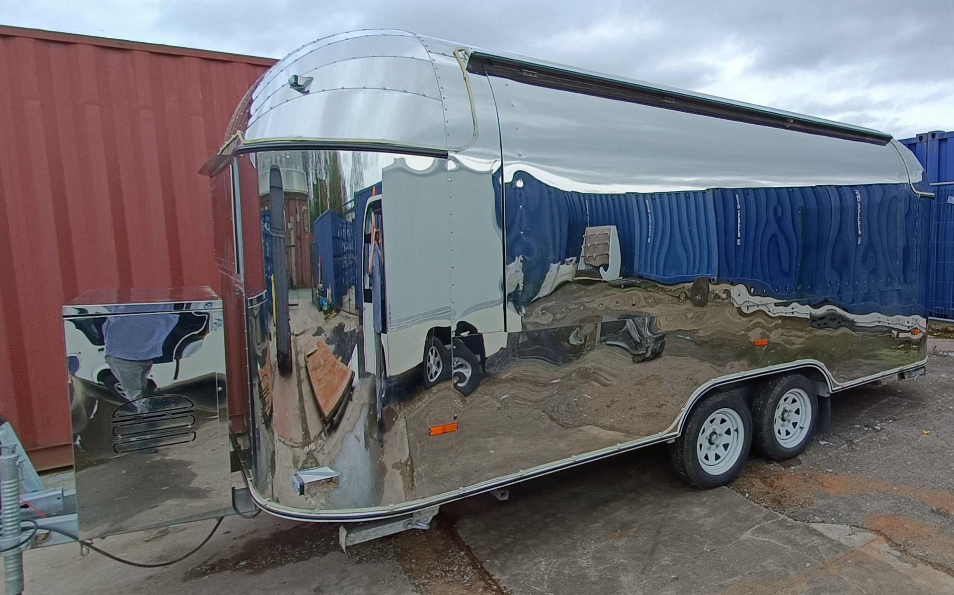 2022 Airstream type Catering trailer - Image 31 of 33