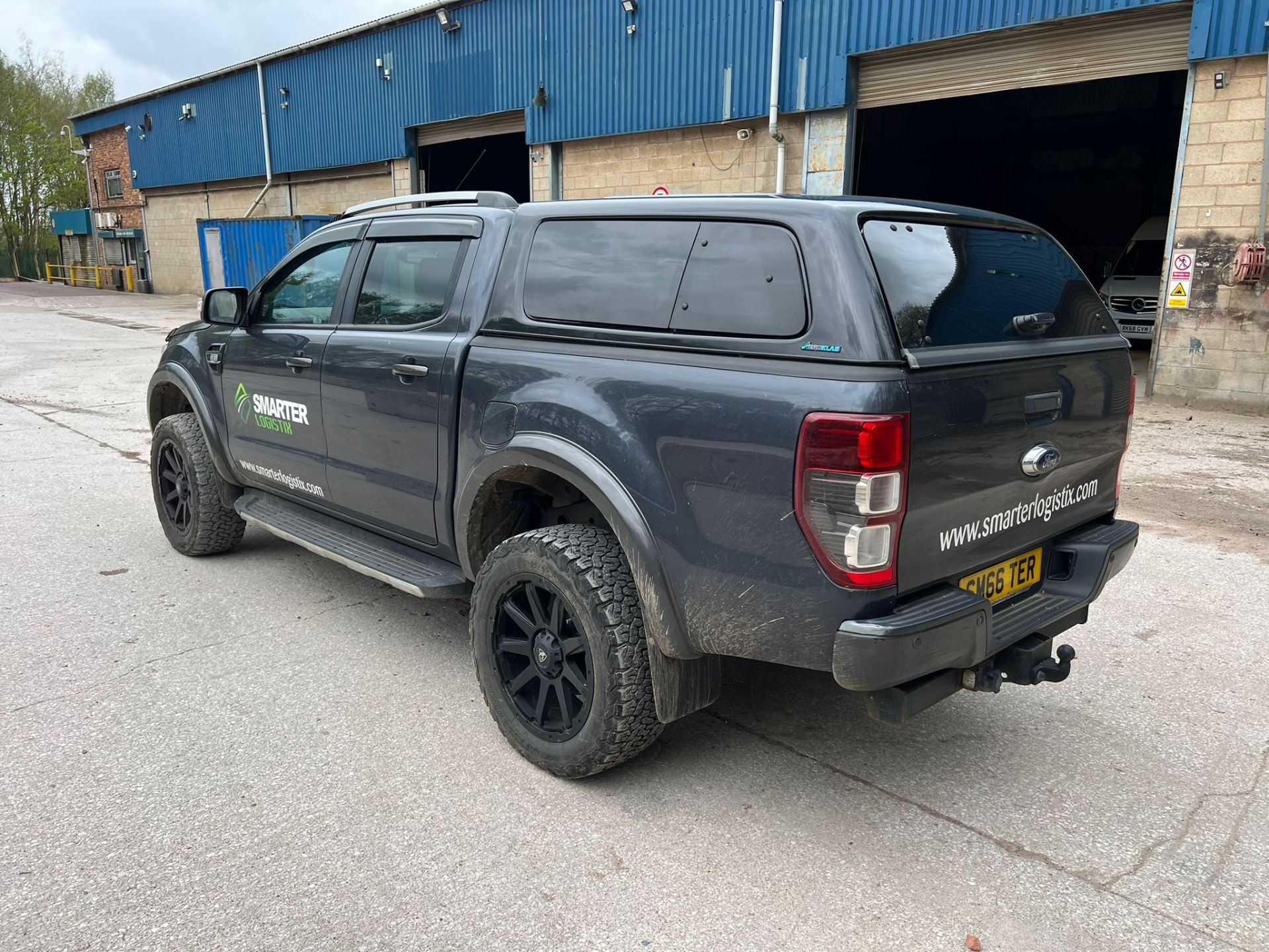 Ford Ranger Wildtrak 4x4 Pickup Truck (2019) - Image 5 of 12