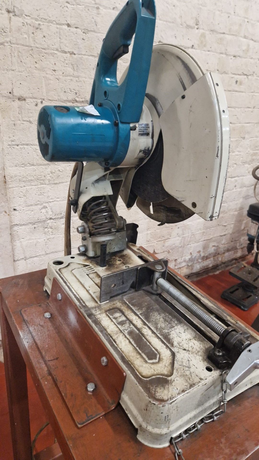 Makita Cut Off Saw