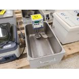 PolyScience Water Bath, ser. no. B06A00112, w/ PolyScience temperature controller, mod. 7306A11B,