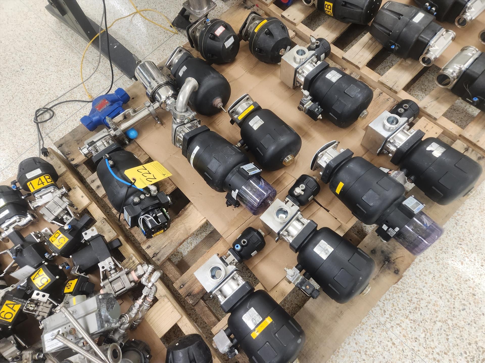 (skid) misc. Advantage PureFlow diaphragm actuator valves