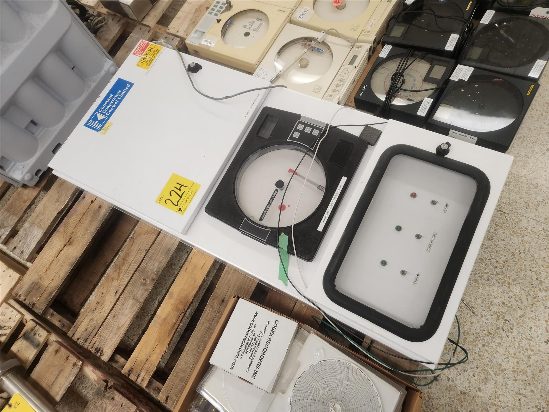 Partlow MRC 7000 temp. control chart recorder panel