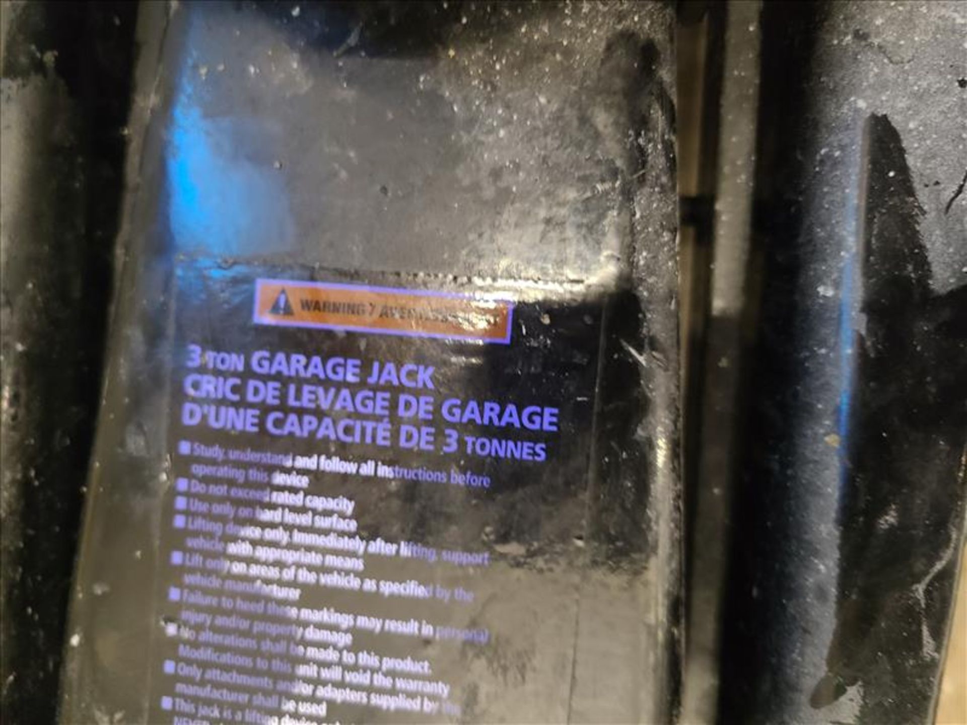 3 Ton Garage Jack [Loc.Mainenance Dept.] - Image 2 of 2