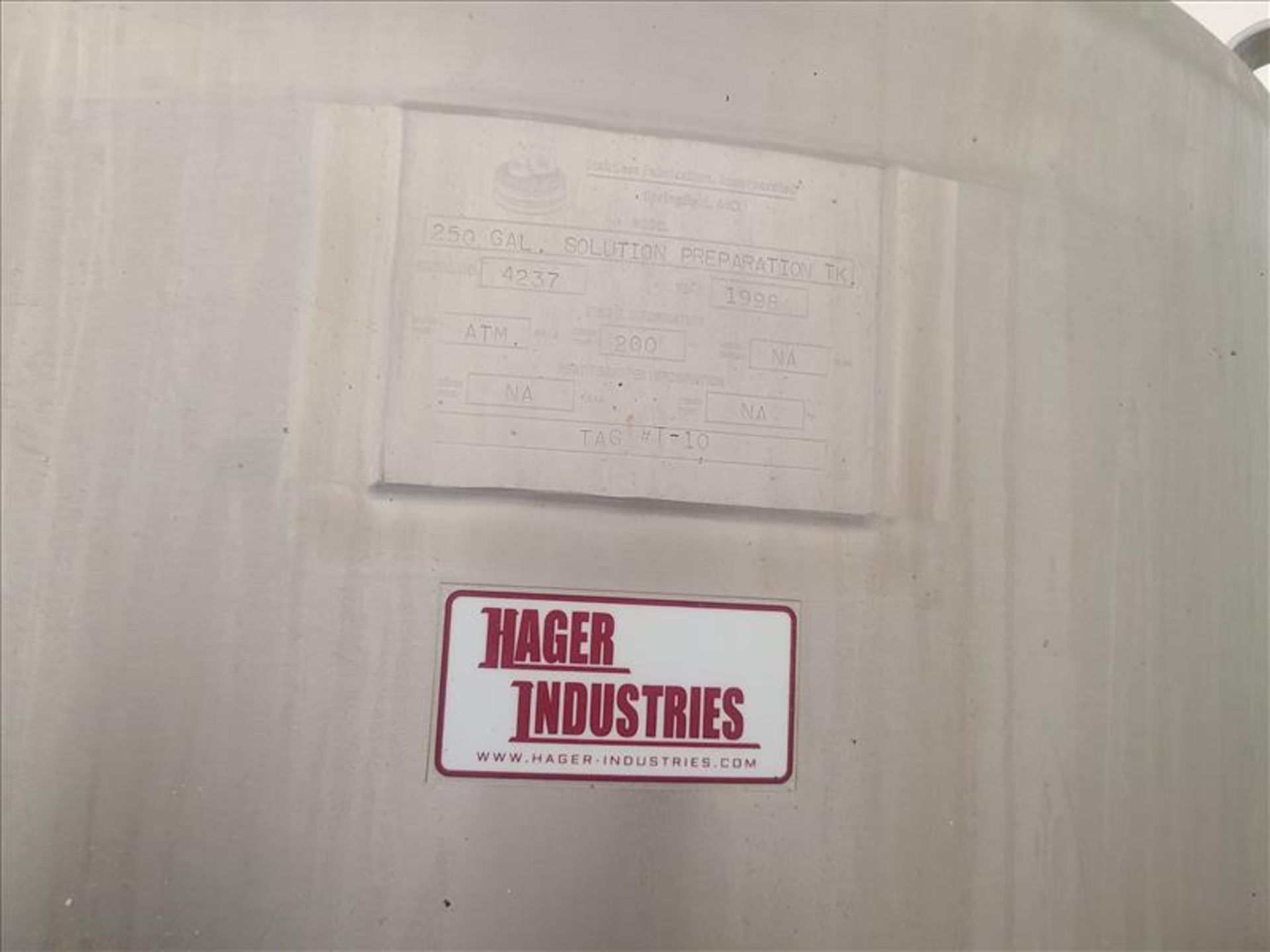 Hager Industries Storage Tank, stainless steel, 250 gallon [Loc.Line 2] - Image 3 of 5