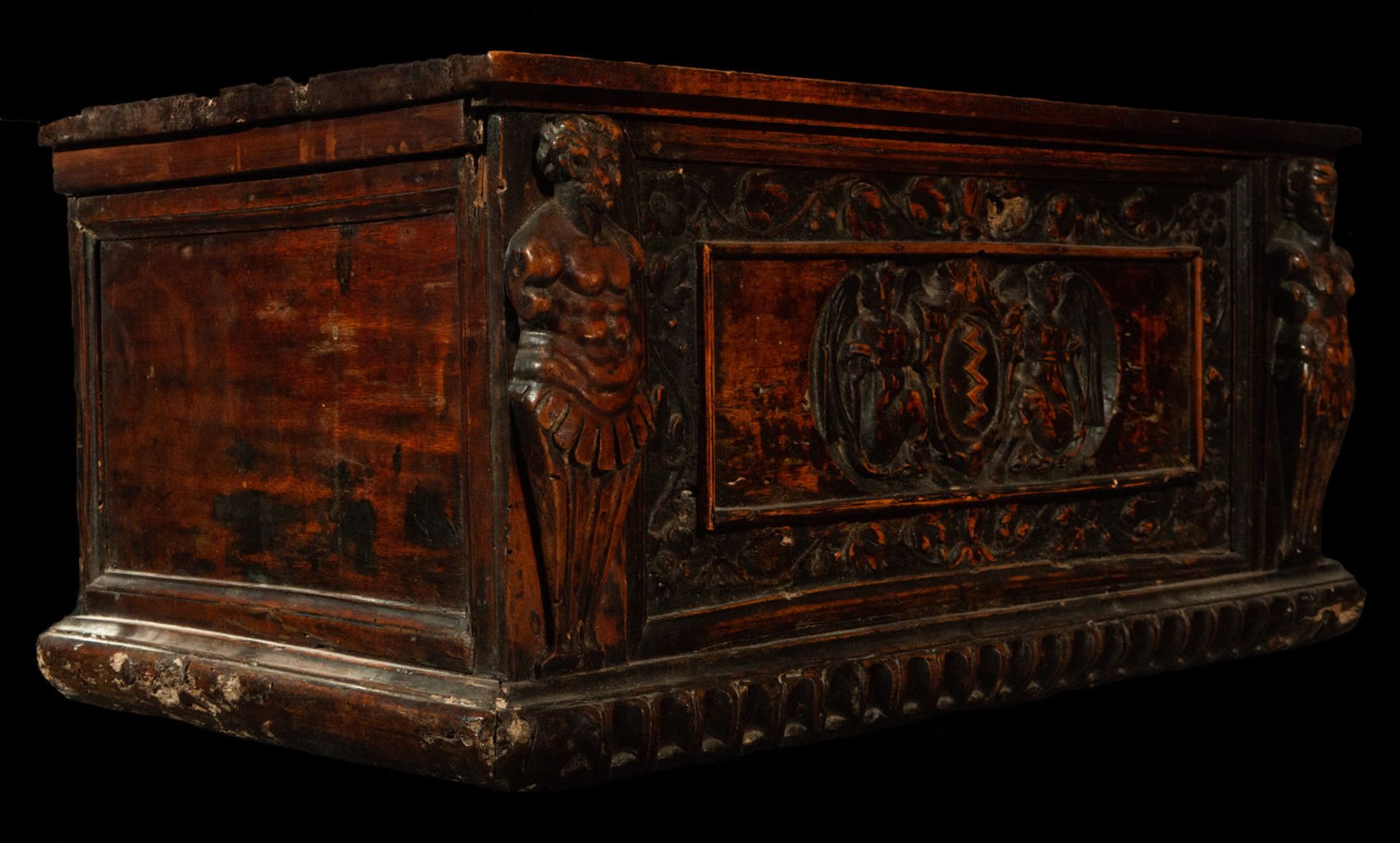 Important Italian Renaissance Chest with Nobility Heraldic Shield and couple of Hercules, Veneto, It - Image 5 of 6