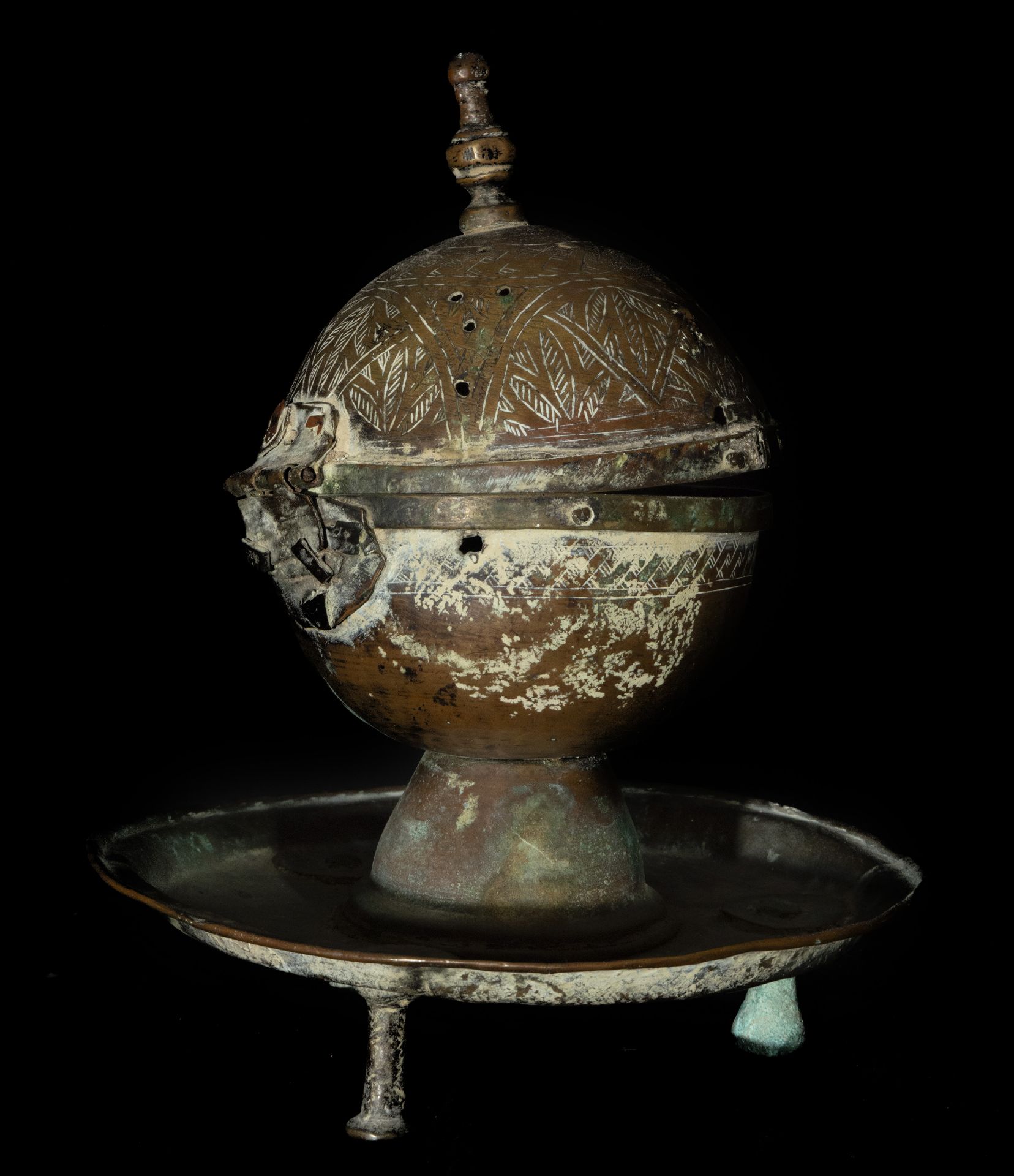 Rare Censer possibly Umayyad or Nasrid of Andalusian style, Hispanic Muslim work possibly from the 1 - Image 3 of 4