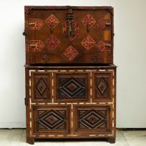 Important Spanish 16th century Renaissance Vargas "Bargueño" type chest cabinet with period table, 1