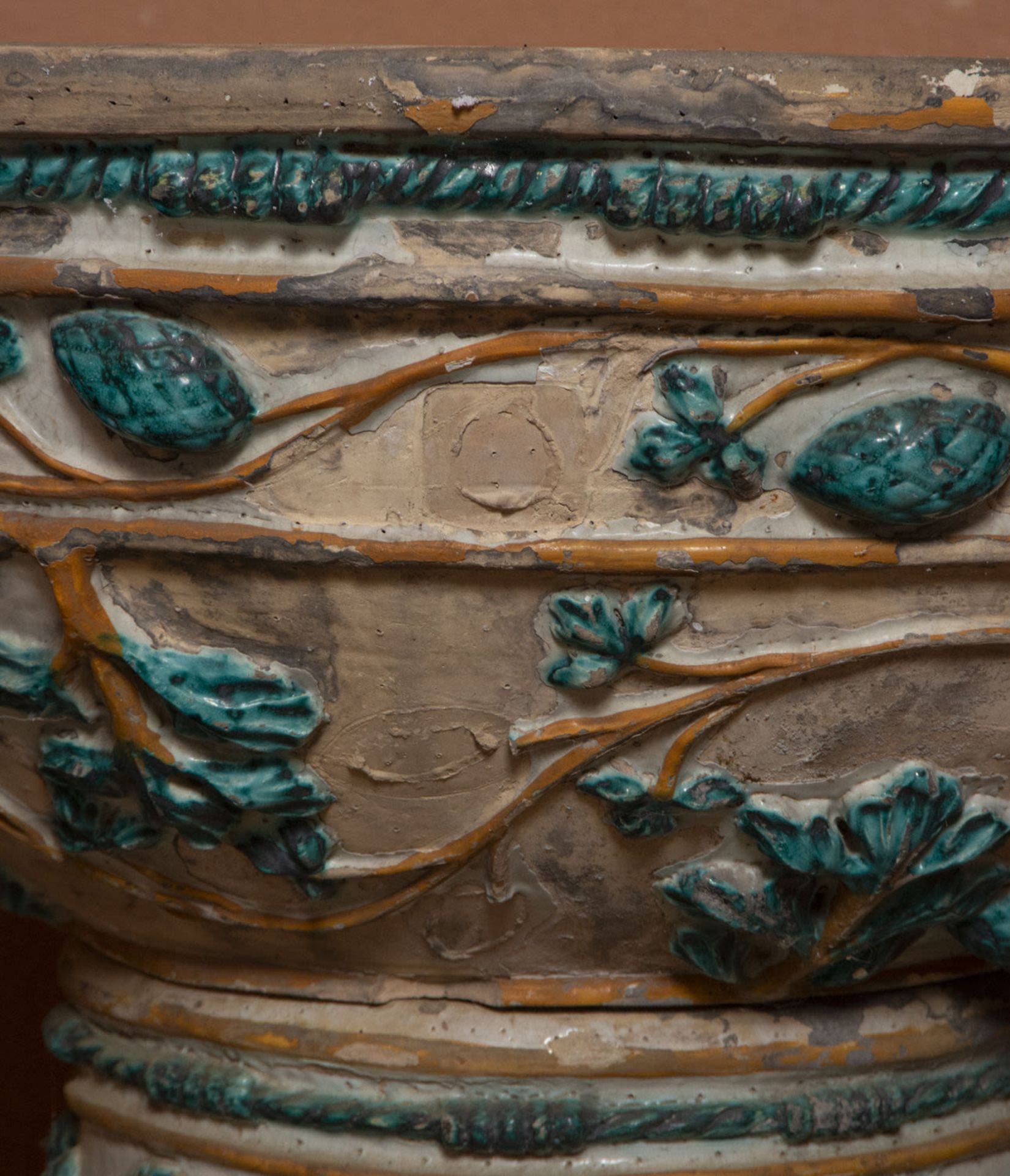 Large Baptismal Font in Sevillian Ceramics from Triana, 16th century - Image 3 of 9