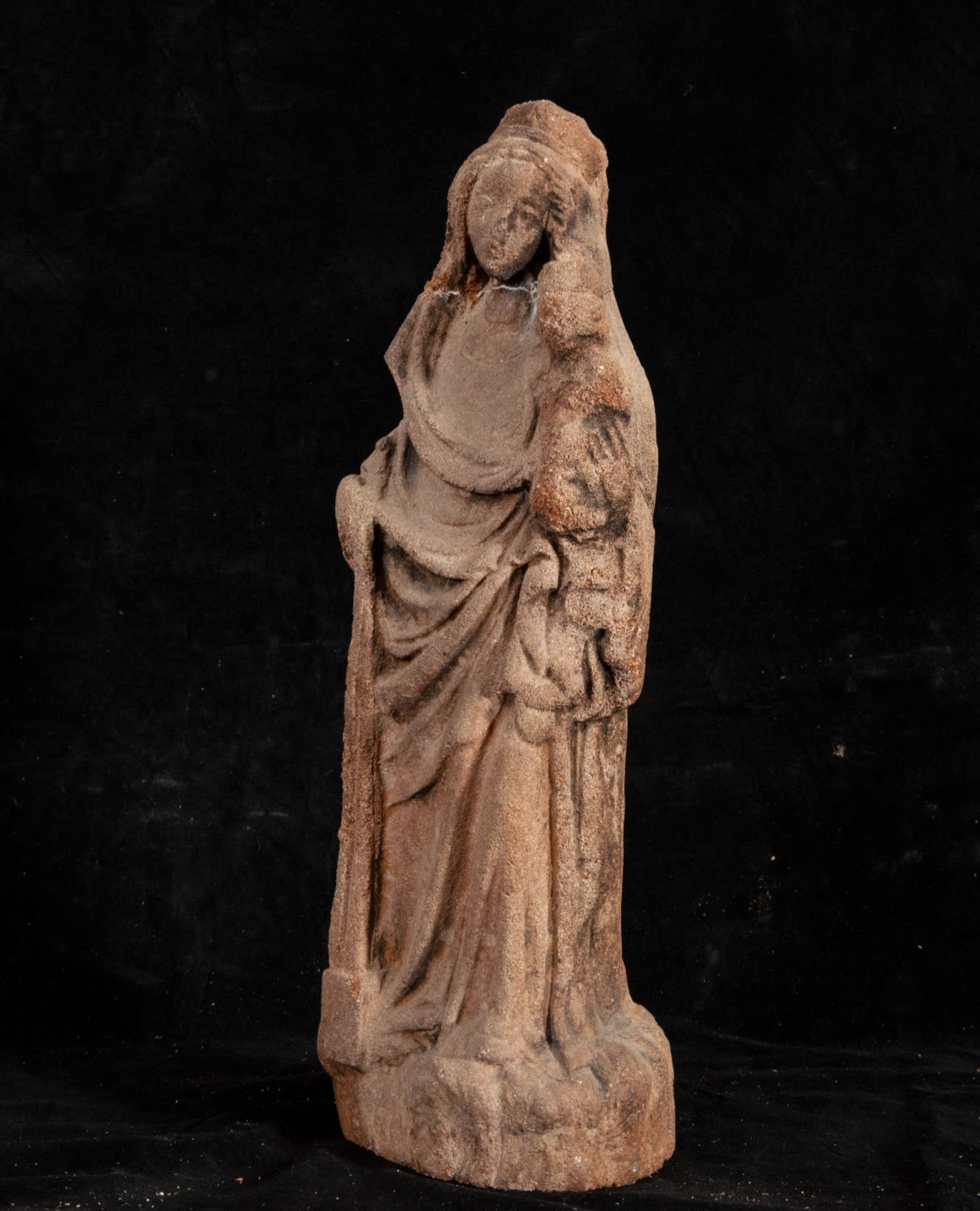 Late Gothic Portuguese Virgin in stone, 16th century - Image 3 of 5