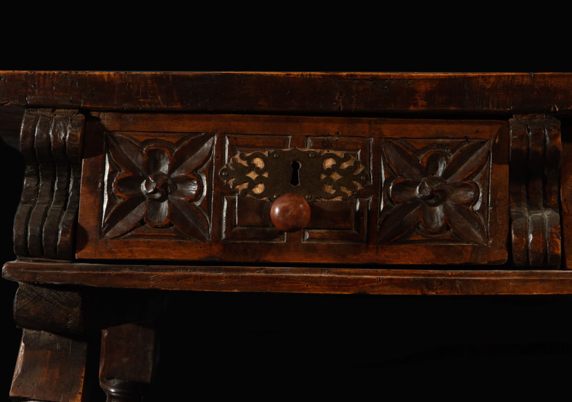 Castilian Lyre Leg Table, 16th century - Image 6 of 7