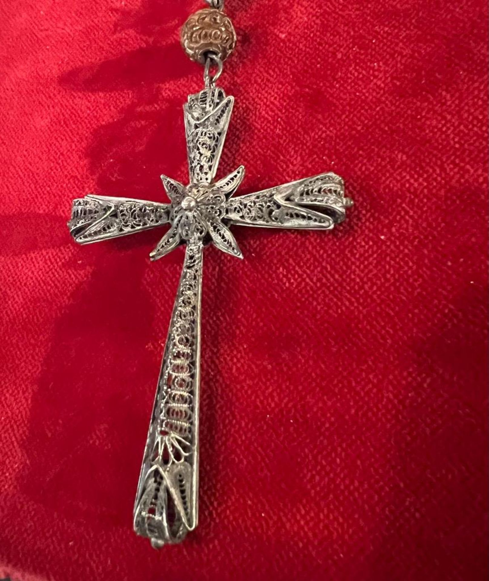 Rare large Portuguese or Spanish colonial Rosary in Coconut beads and fine silver filgree, 18th cent - Image 2 of 6