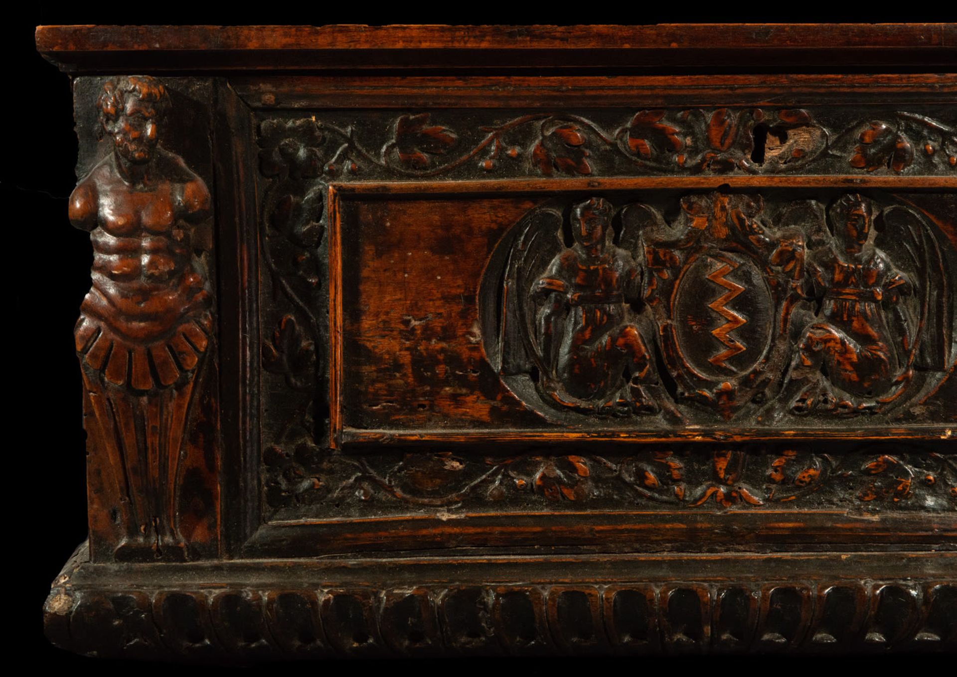 Important Italian Renaissance Chest with Nobility Heraldic Shield and couple of Hercules, Veneto, It - Image 2 of 6