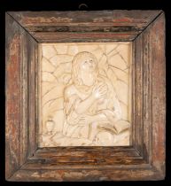 Spectacular Magdalen in gilt Alabaster from the 15th -16th century, Hispano Flemish Master, possibly