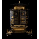 Beautiful Japanese Meiji cabinet with Buddha in lacquered and gilded wood, 19th century