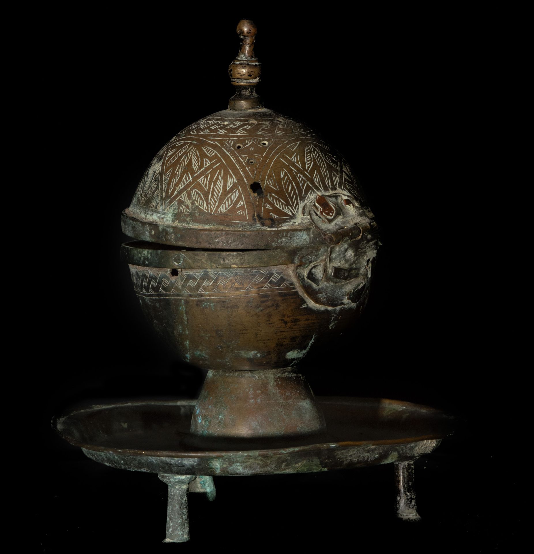 Rare Censer possibly Umayyad or Nasrid of Andalusian style, Hispanic Muslim work possibly from the 1 - Image 4 of 4