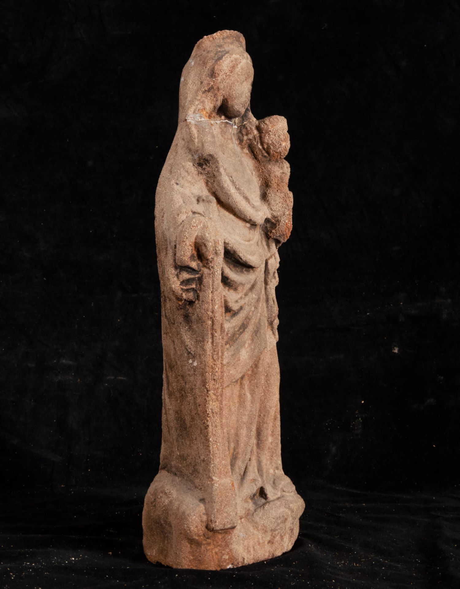 Late Gothic Portuguese Virgin in stone, 16th century - Image 4 of 5