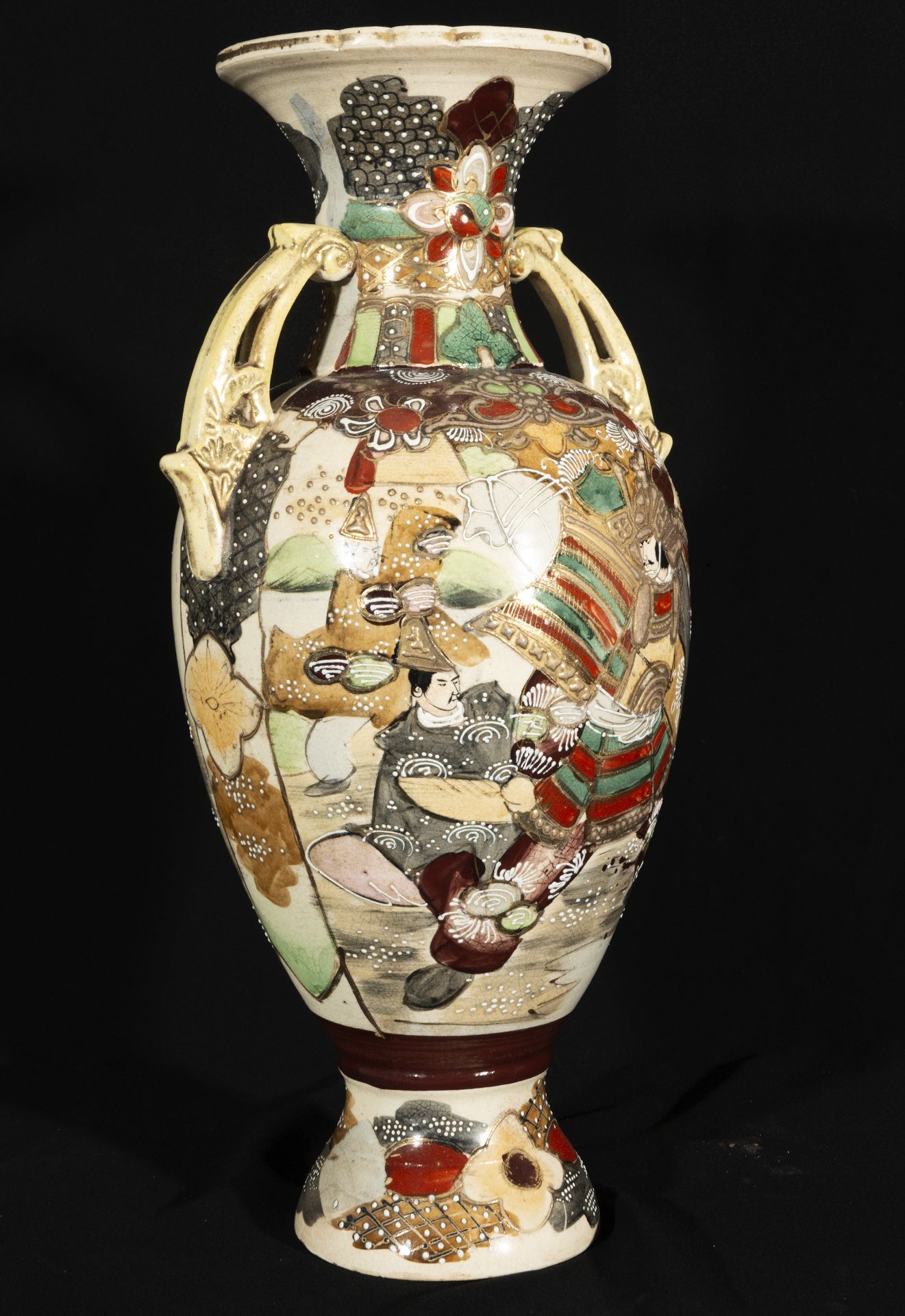 Pair of Large 19th Century Japanese Satsuma Vases - Bild 3 aus 8