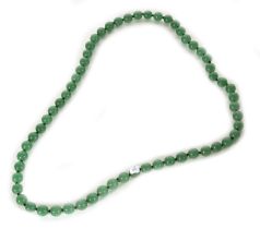 Chinese necklace in green jade imitation balls 20th century