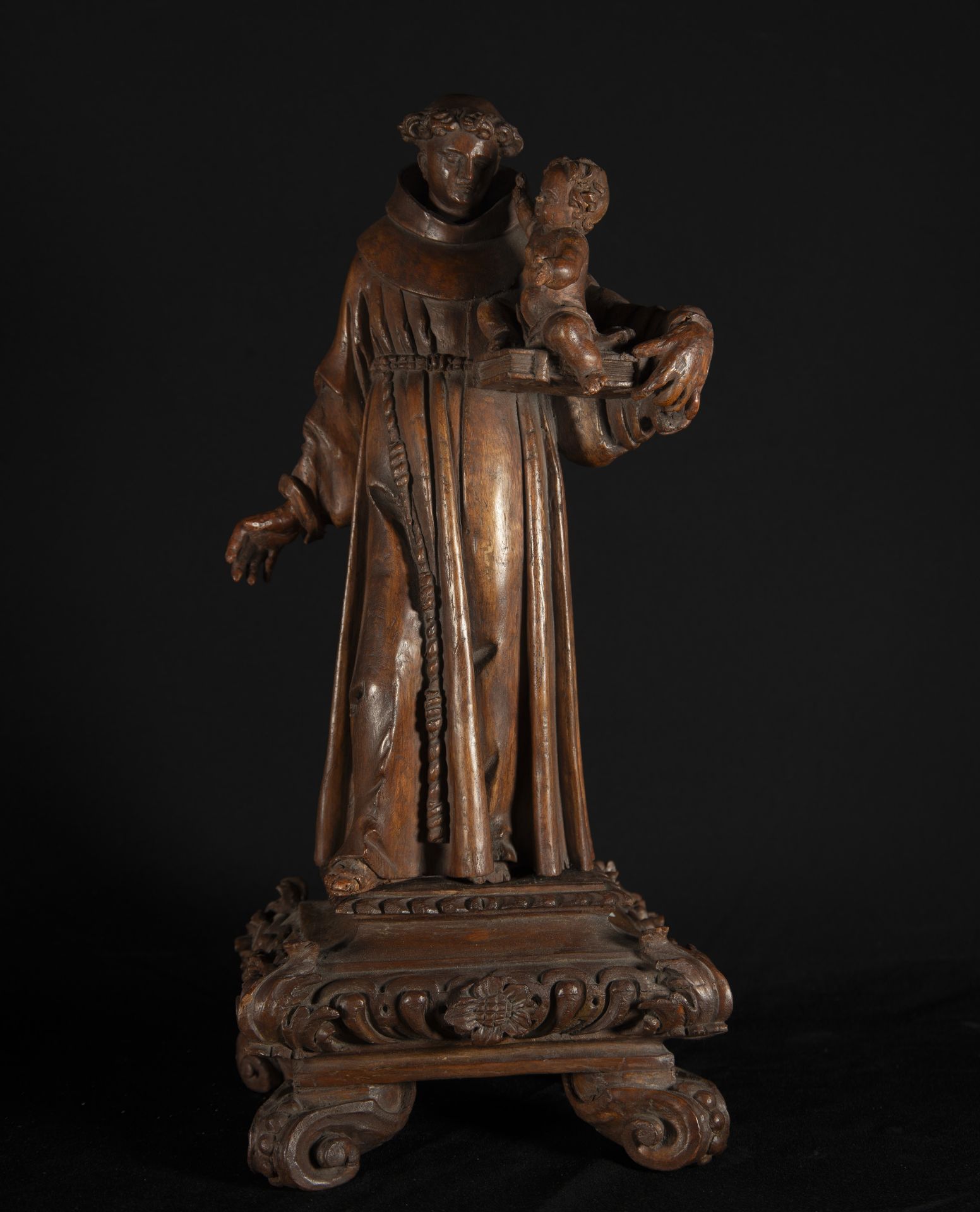 Important Portuguese colonial Saint Anthony, Brazil, in wood in its natural color and original 18th 