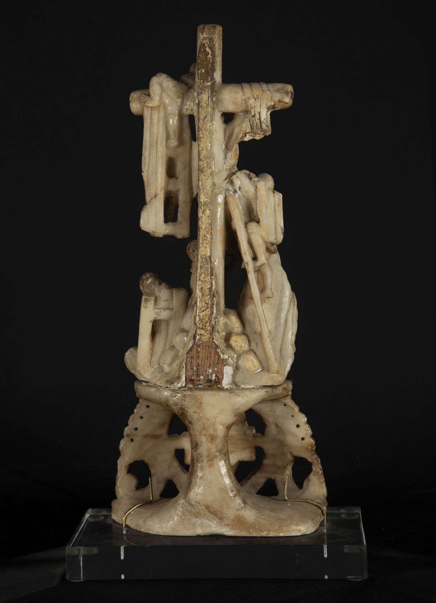 Rare Peruvian colonial Calvary in Huamanga stone, Viceroyalty of Peru, 18th century - Image 8 of 8