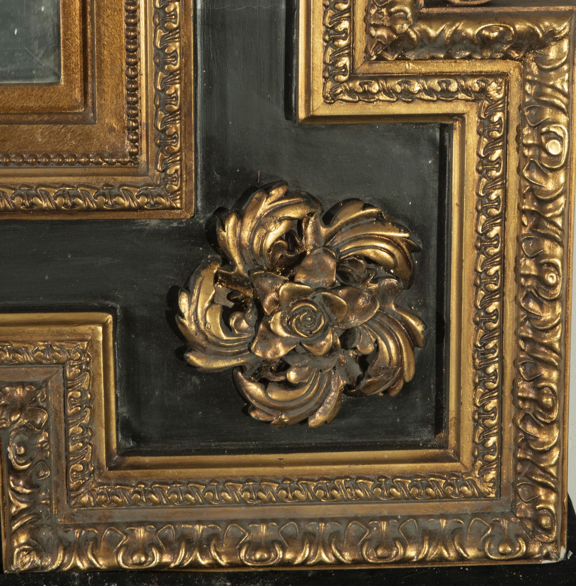 Large 19th century French mirror in gilded and ebonized wood - Bild 3 aus 5