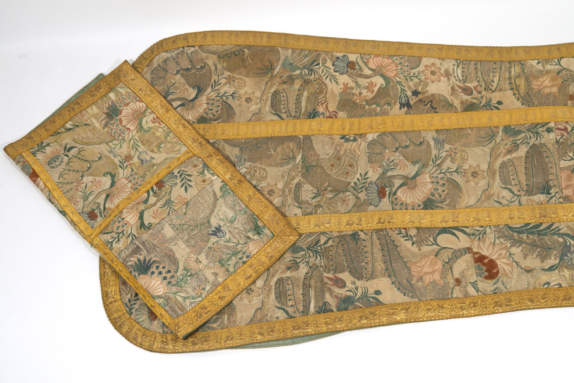 Ecclesiastical Priest's Chasuble, in silk, 19th century - Image 3 of 5