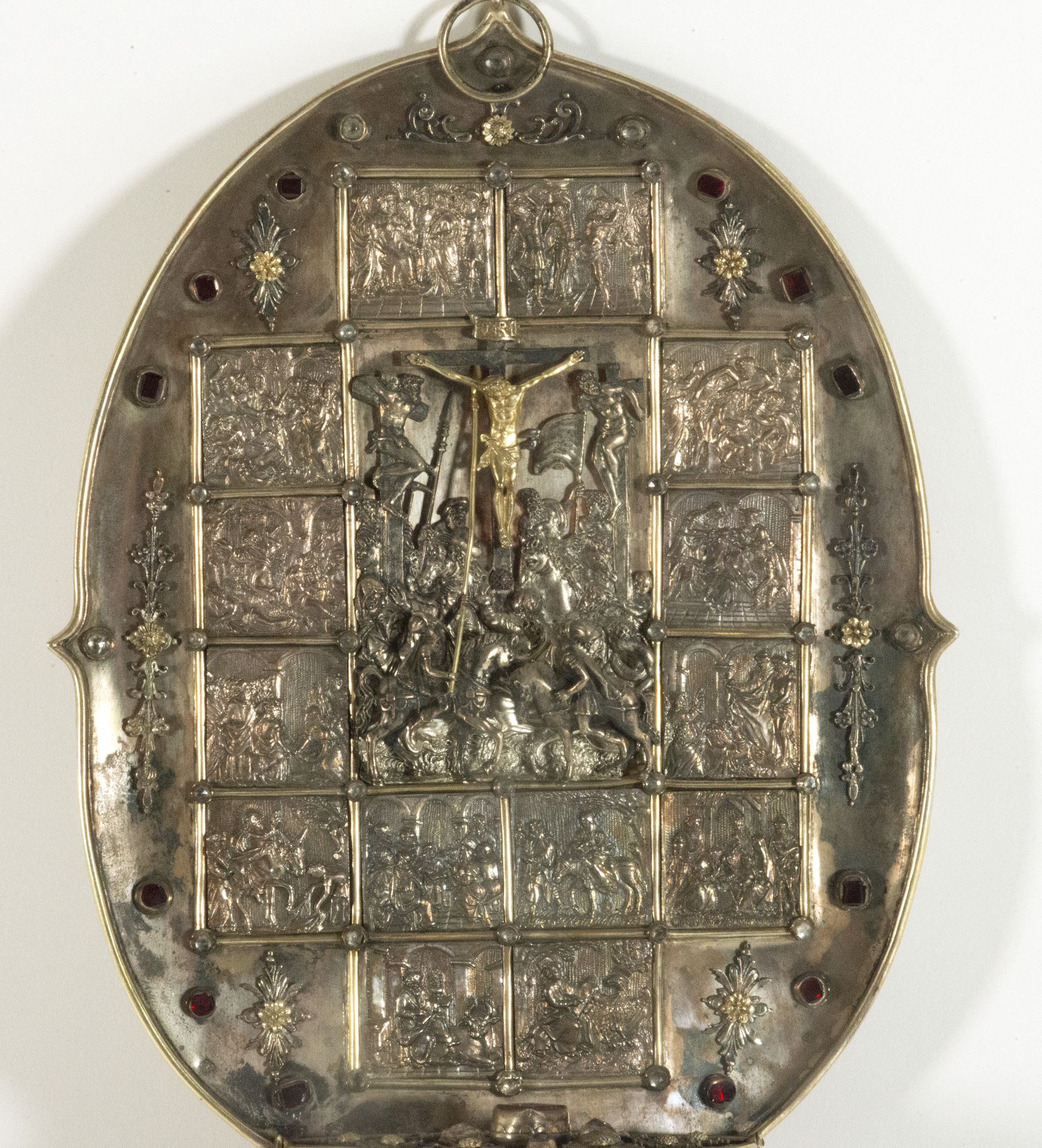 Exceptional Neo-Gothic Benditera in silver and gilded silver of Austrian Law from the end of the 19t - Image 2 of 6